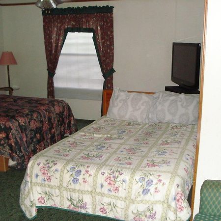 Comfort Green Motel Thayer Eksteriør bilde